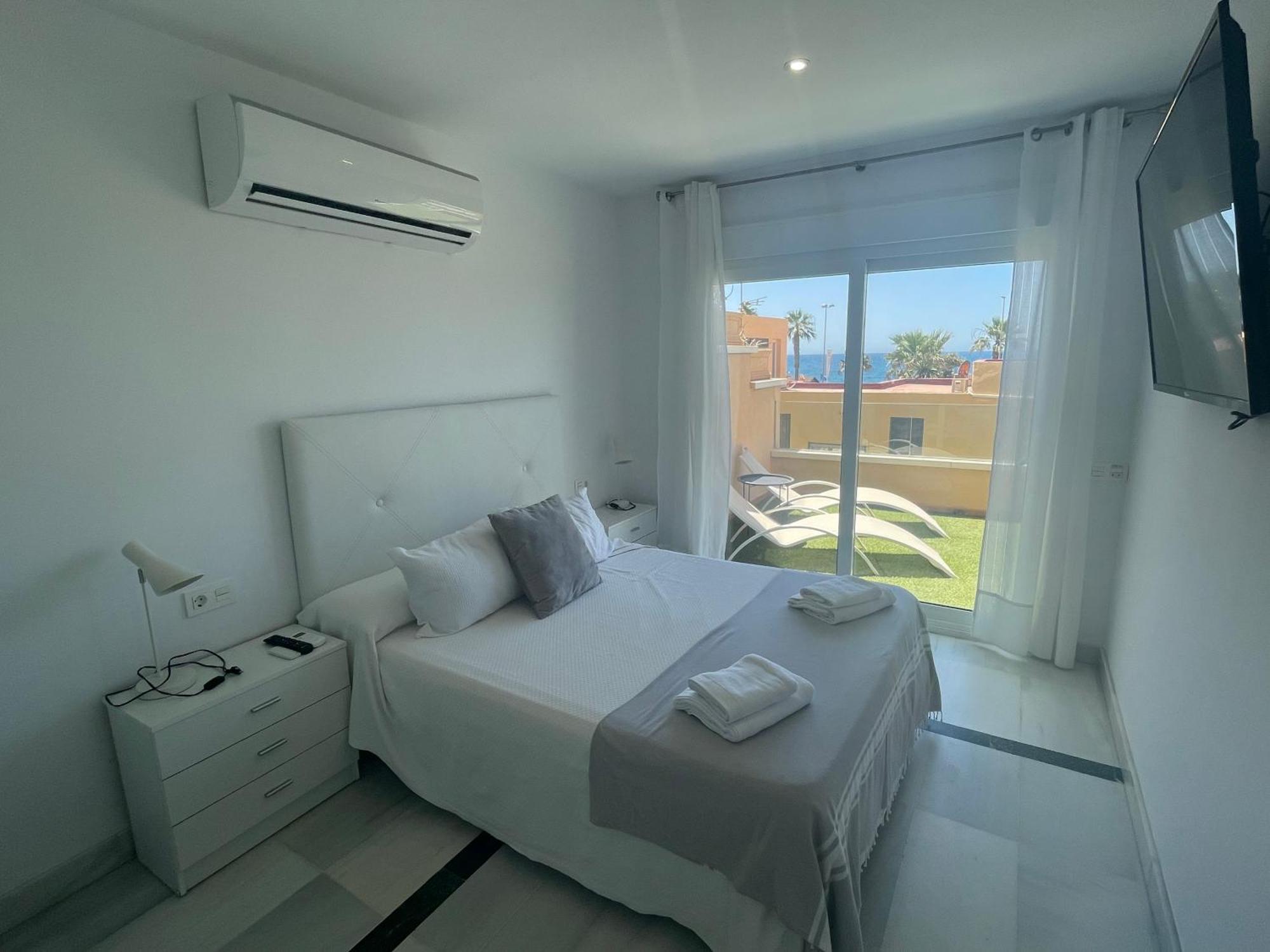 Apartamento 3 Home Suites Альмерия Экстерьер фото